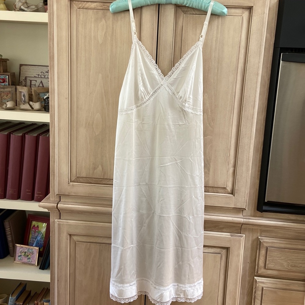 Vintage Sears - Off White Full Slip 70s - size 38